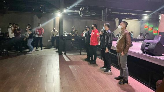 鲍比 · 纳苏蒂翁的坚定关闭棉兰 3 家夜总会， 6 名游客吸毒呈阳性