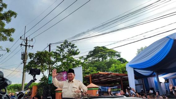 Presiden Janjikan Semua Sekolah Dapat Bantuan Televisi dari Pemerintah