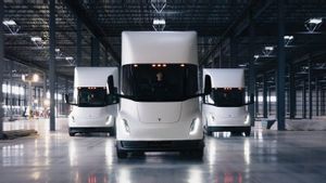 After the Wait, Tesla Semi Electric Trucks Are Now Produced at a Special Nevada Factory