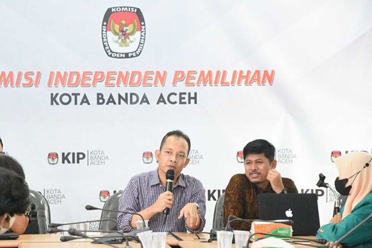 KIPバンダアチェは、民主主義を理解し、選挙で成功するために学生を招待