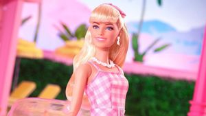 Potret 7 Artis Ubah Gaya Mirip Barbie, Cantik dan Totalitas <i>Banget</i>
