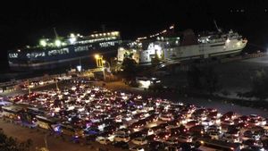 Polisi Arahkan Pemilir Bermotor dari Bakauheni ke Pelabuhan Panjang