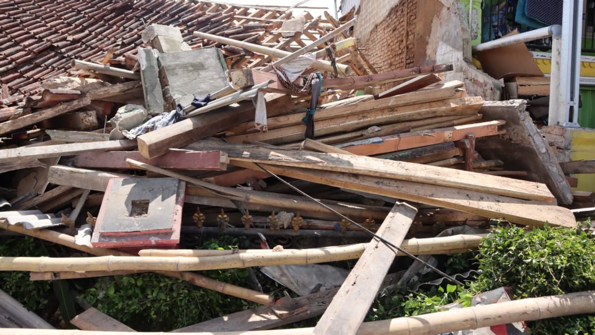 Sesar Cimandiri dan Gempa Dangkal Diduga Penyebab Banyaknya Korban
