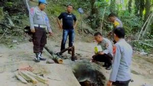 Polisi Gorontalo Hancurkan Tempat Produksi Miras Tradisional Cap Tikus