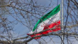 イランは、アメリカが指名手配している市民の拘留後、イタリア大使を召喚する