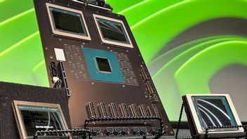 الولايات المتحدة تدرس السماح لشركة Nvidia ببيع رقائق H200 إلى الصين