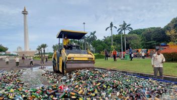 At Monas, The DKI Provincial Government Removed 14,447 Bottles Of Alcoholic Drinks: There Is A Rajawali Brand To Parents