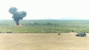 TNI AU Simulasi Hancurkan Musuh dengan Drone Kamikaze dan Jet Tempur