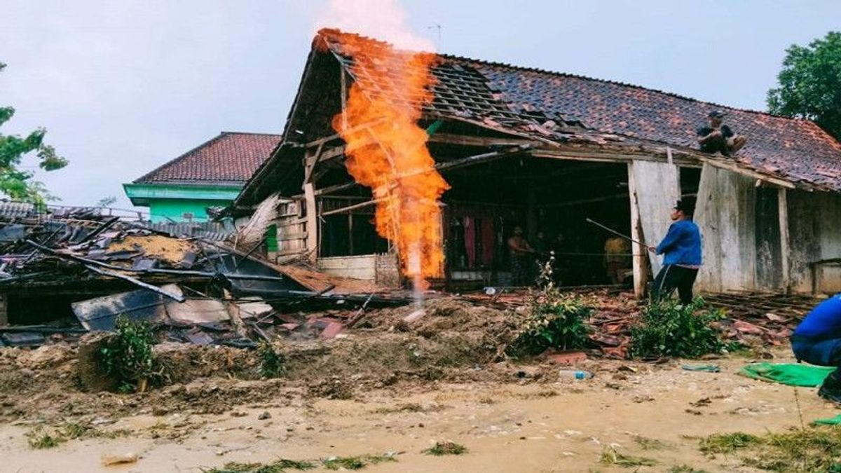 BPBD三邦钻井火灾瓦斯爆裂：1名居民受伤，1所房屋被烧毁