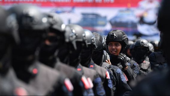 在演示之前，105名NTT警察Brimob人员被派往雅加达