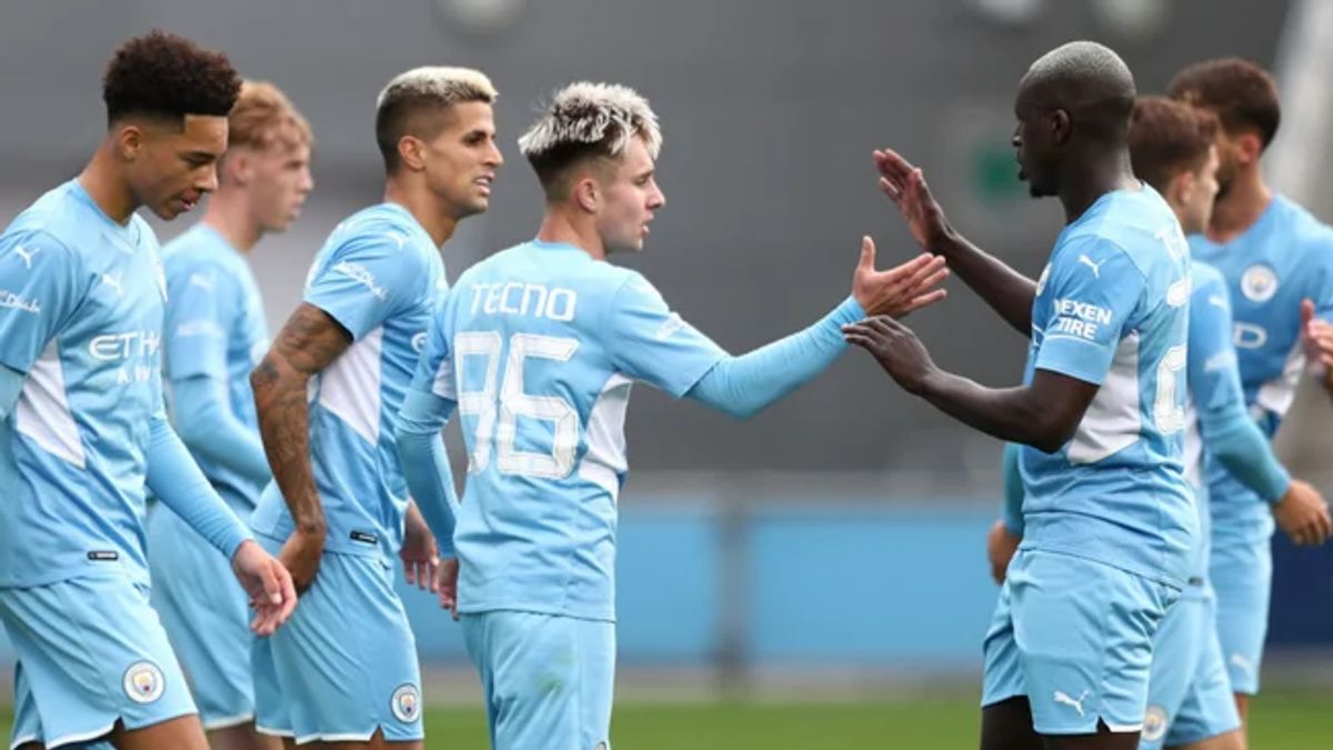 Second Tier Shows Off As Manchester City Beat Barnsley 4-0