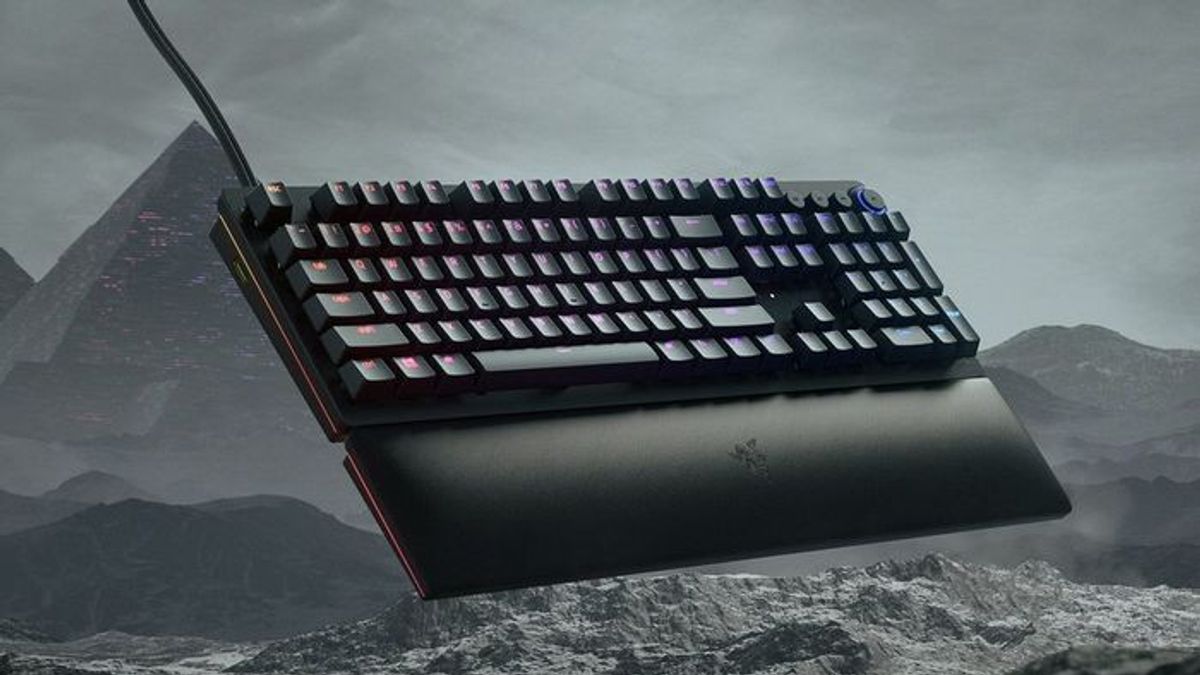 Looking For A Gaming Keyboard, Try The Razer Huntsman V2 Analog