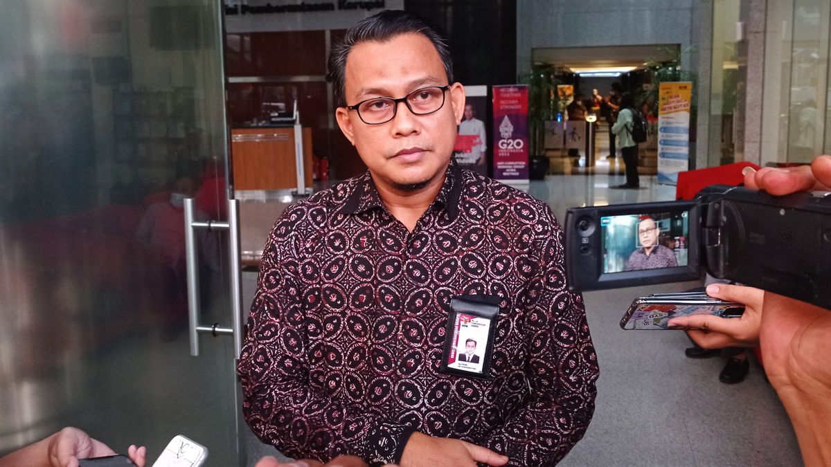 KPK's Efforts To "Pick Up Ball" To Papua To Facilitate Lukas Enembe's Summoning Is Failed, Ali Fikri: Still Absent
