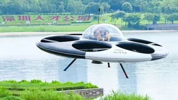 The World's First Flying Saucer Shaped Flying Ship Takes Off in Shenzhen