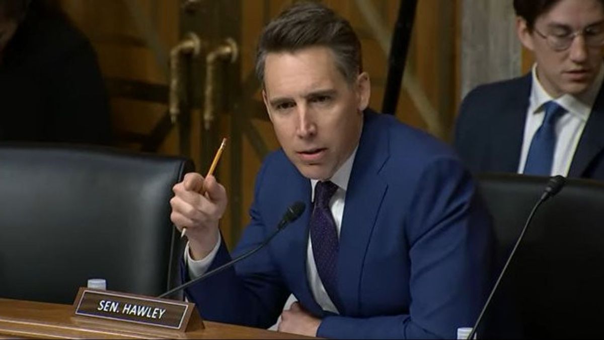 Senator Josh Hawley Proposes Prohibition Of DeepSek Usage In The US