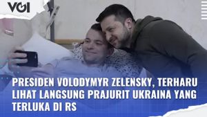 VIDEO: Presiden Volodymyr Zelensky, Terharu Lihat Langsung Prajurit Ukraina yang Terluka di RS