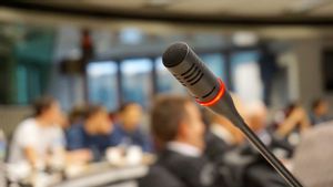 The Benefits Of Public Speaking To Get, Check It Out Here