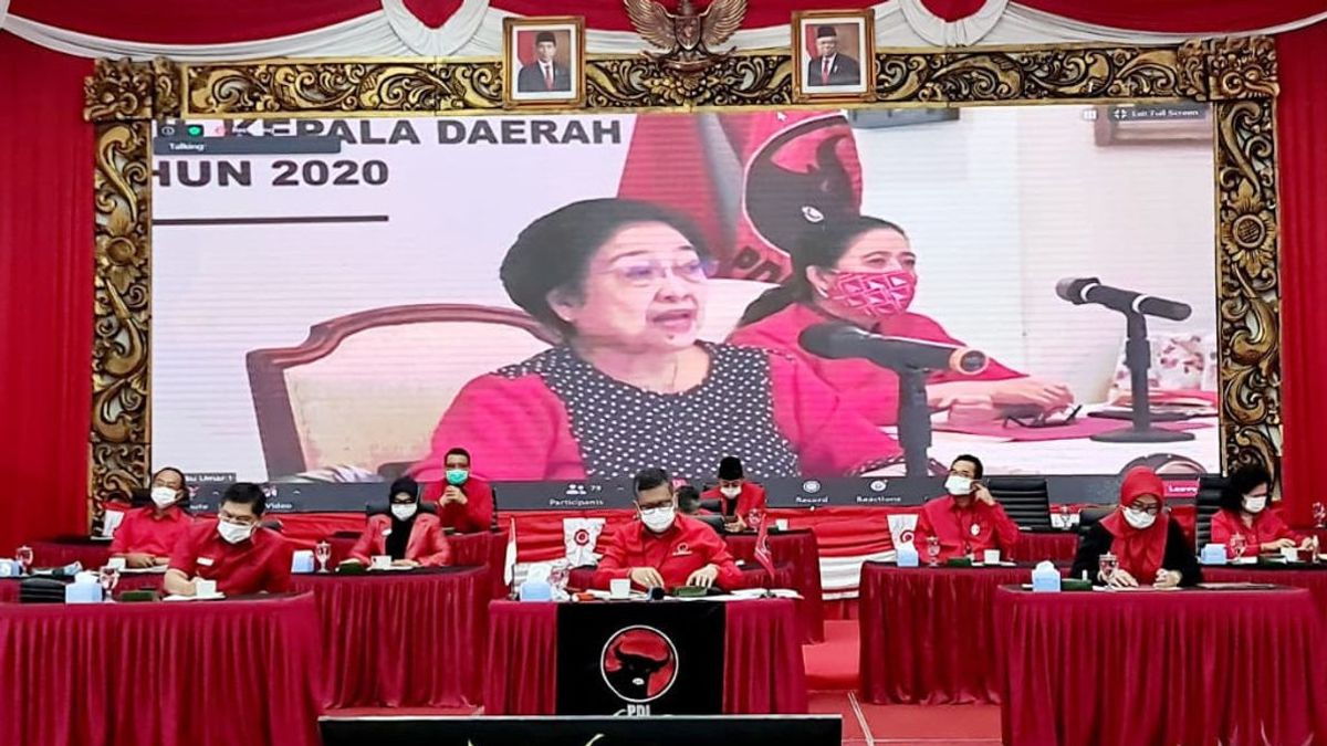 PDIP Furious Democrat Cadres For "Smooth Thigh" Chirp