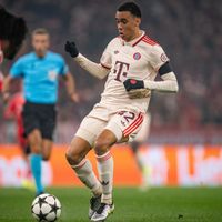 Laga Tertunda Gara-gara Kereta Suporter Telat, Bayern Munchen Kalahkan Benfica