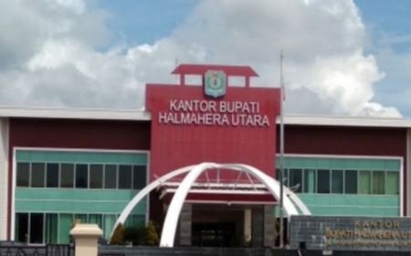 Pemkab Halmahera Utara Belum Bayar Gaji Kades, Bahkan Ada yang Sudah Pensiun