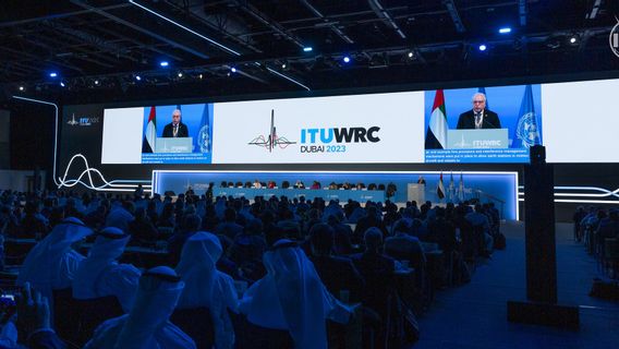 WRC 2027 discutera de la protection astronomique radio contre la constellation de satellites