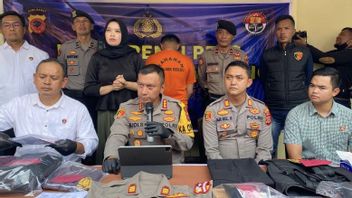 万隆警方逮捕了在Tiner逮捕了165万印尼盾殴打熟人女性的gadungan警察