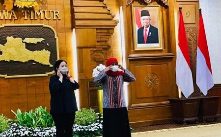 Khofifah Titip Cangkokan Pohon Buah Mentega ke Megawati Lewat Puan