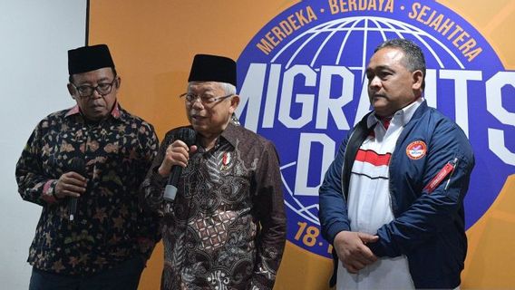 Wapres: Pemerintah Pantau Perkembangan Kasus COVID-19, Tempat Tertentu Gunakan Masker