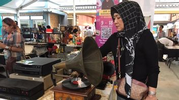 Ada yang Seadab Usianya, Jajaran Radio Lawas Ini Dipamerkan di Alam Sutera Audio Fest 2022