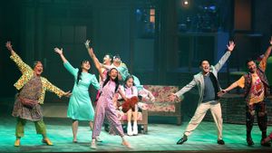 Cemara Family Musical, A Oase Family Collective Picture