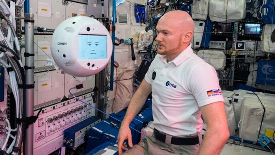 There Are Robots That Have Faces Similar To Humans To Accompany Astronauts On Missions In Space