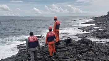 3 People Missing While Fishing At Mimba Beach Padangbai Bali