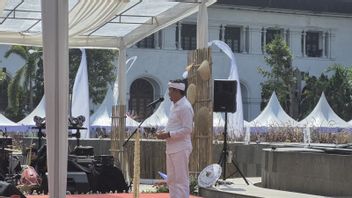 Guru di Jabar Dilarang Hukum Fisik Siswa, Gubernur Dedi: Ganti dengan Hukuman Mendidik