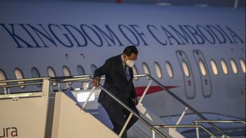 到着時にCOVID-19陽性、カンボジアのフン・セン首相はG20バリサミットに出席できない 