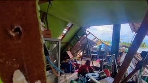 Polda Kalsel Selidiki Tongkang Hantam Puluhan Rumah di Tapin