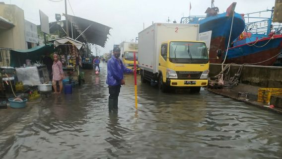 ジャクットの2つの港湾地域はまだ浸水