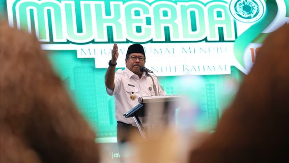 Bagai Barak Militaire, Rano Karno invite les oulémas à construire des gens à amour de la tawaran