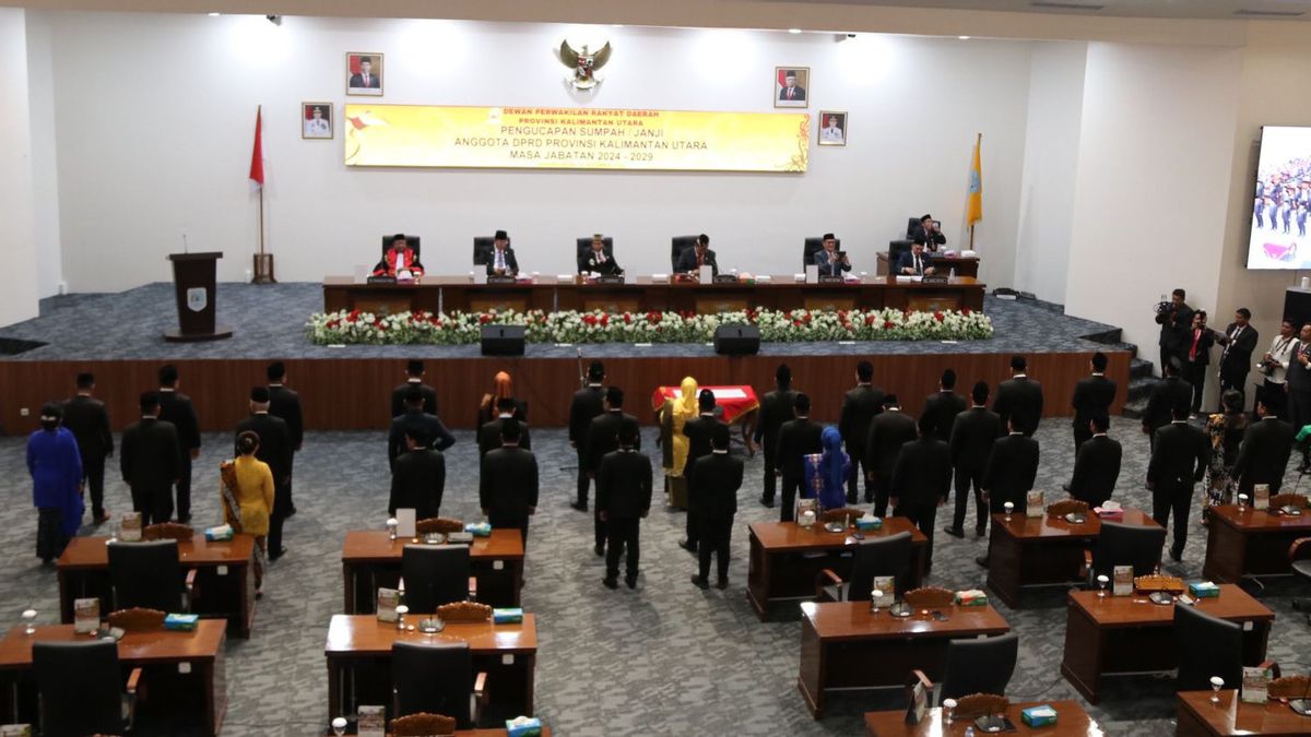 35 membres de la DPRD Kaltara Dilantik, 23 nouveaux visages