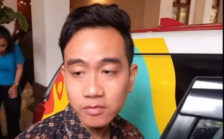 Pascapenetapan Wapres Terpilih, Gibran Berkantor 2 Jam di Balkot Surakarta