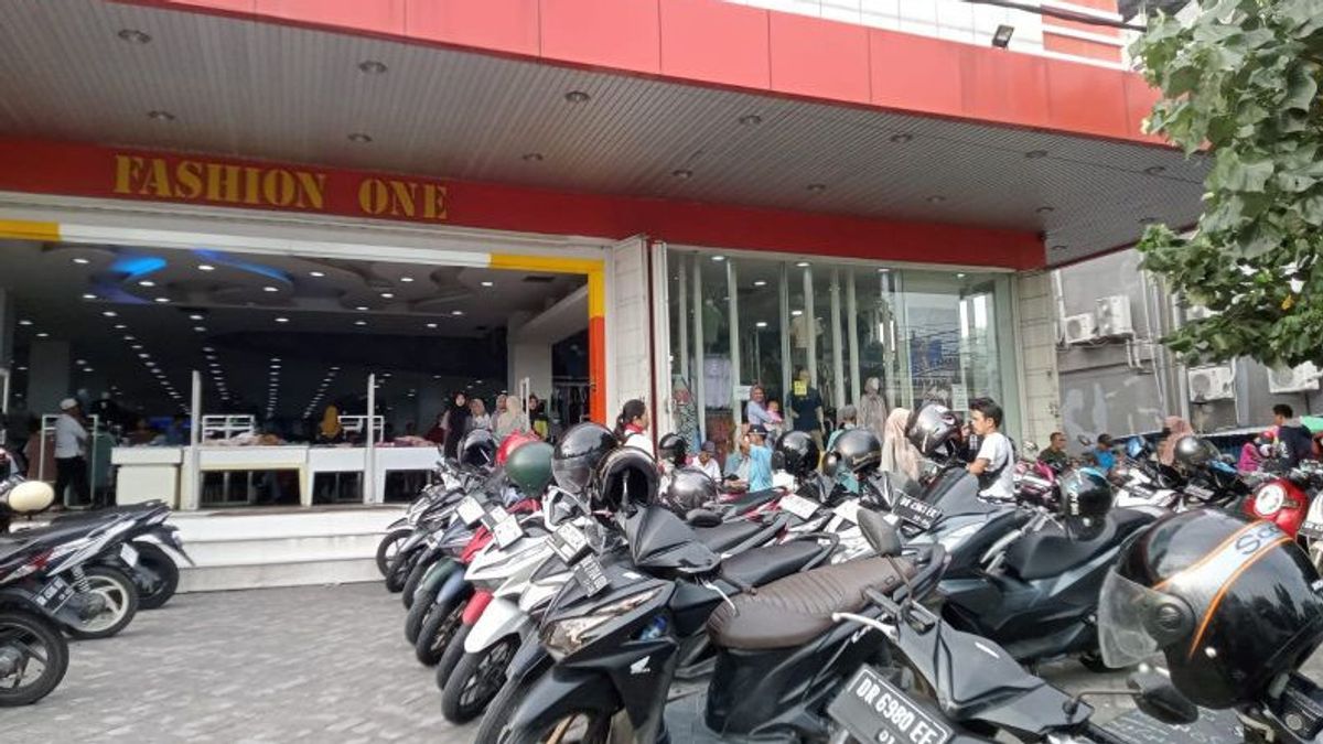 Tak Ada QRIS, Parkir Gratis! Gebrakan Baru Dishub Mataram Bikin Heboh Jukir