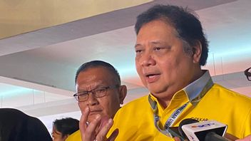 Airlangga Hartarto redressé les débats politiques étrangères au débat présidentiel