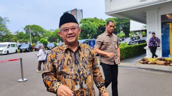 Prabowo appelle le ministre des affaires bansos et des salaires d’enseignants