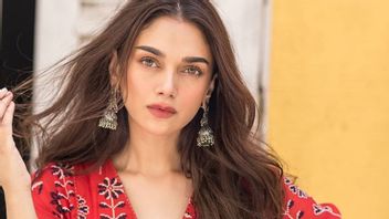 Bollywood Is Considered By The Film Industry To Be 'poisonous' Since The Death Of Rhea Chakraborty's Lover, Says Aditi Rao Hydari