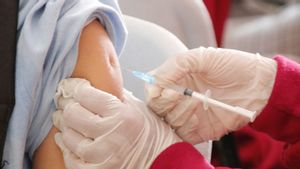 14 Juta Lansia Belum Vaksinasi COVID-19, Ini Kata Menteri Kesehatan