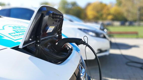 US Government Pushes Construction Of EV Charging Station, Opens Up 2000 Jobs Vacancies