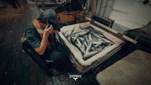 <i>Seaspiracy</i>: Ancaman Terbesar Laut Bukan Plastik tapi Ikan di Meja Makan Kita