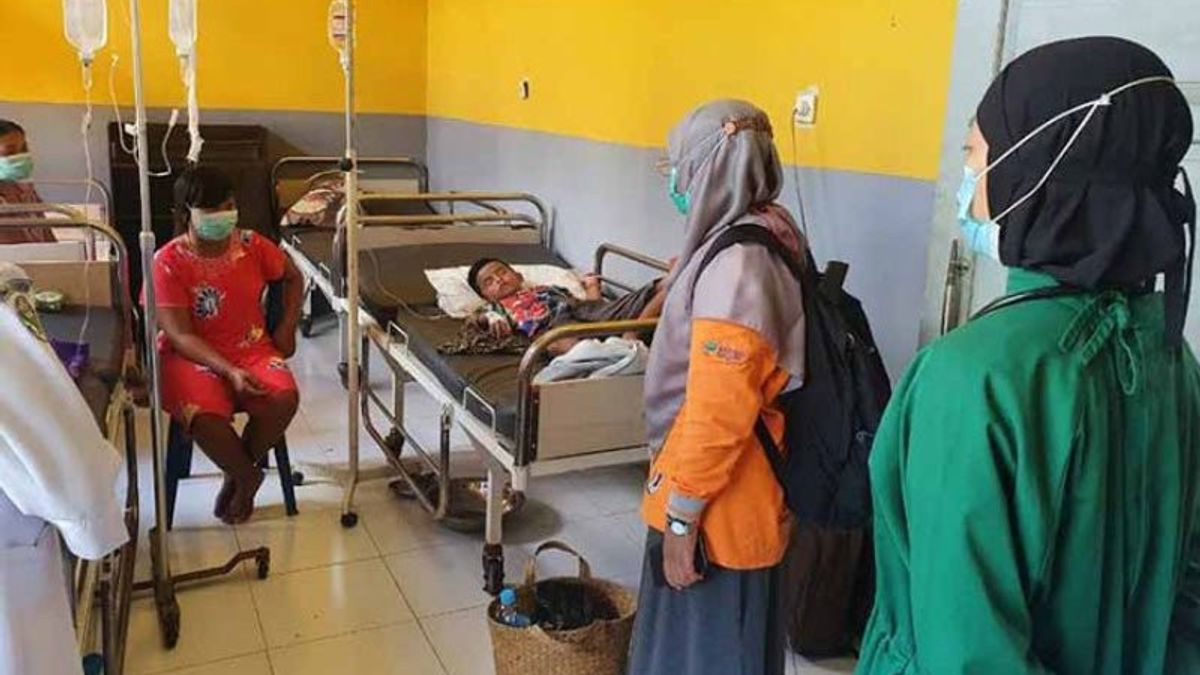 Dozens Of Residents Of Lamunti Village In Central Kalimantan Are Poisoned After Breaking The Fast Together At The Miftahul Jannah Prayer Room