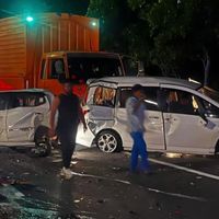 Tabrakan Beruntun Libatkan 10 Kendaraan di Tol Cipularang, 2 Tewas