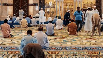 这里有4个区域，允许开斋节祈祷在清真寺举行