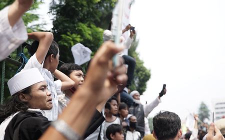 Rizieq Ngeluh ATM Diblokir, Mungkin Belum Tahu Kalau Polri Memang Endus Dugaan Pidana